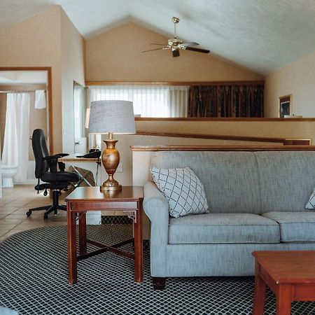 Skaneateles Suites Exteriör bild