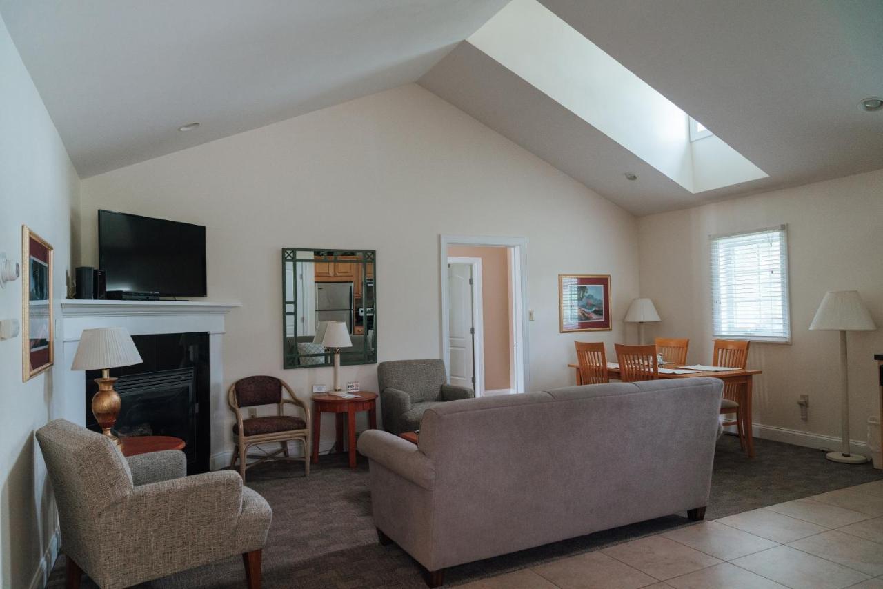 Skaneateles Suites Exteriör bild