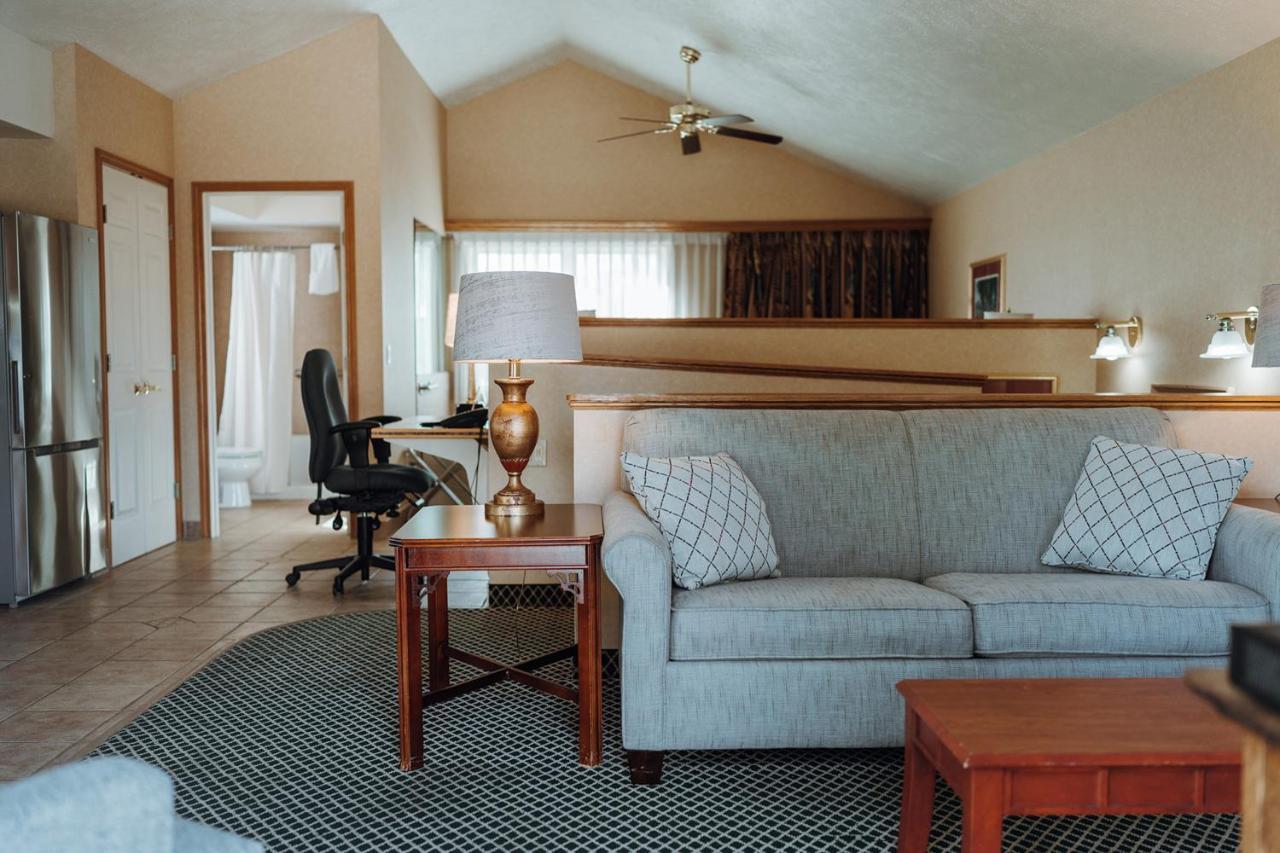 Skaneateles Suites Exteriör bild