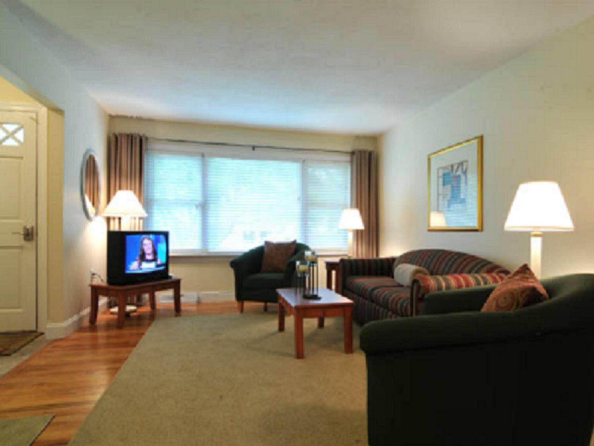 Skaneateles Suites Exteriör bild