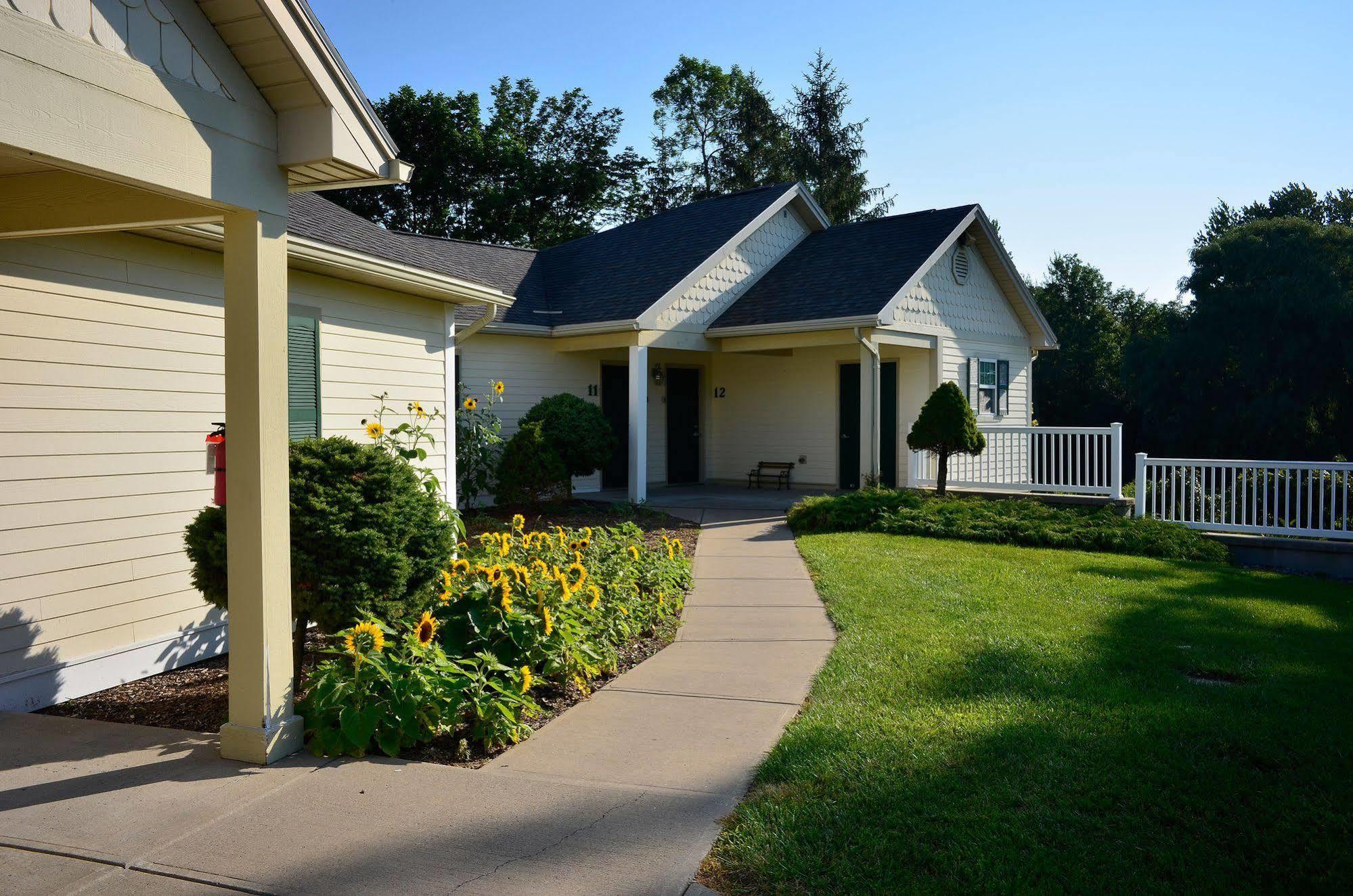 Skaneateles Suites Exteriör bild