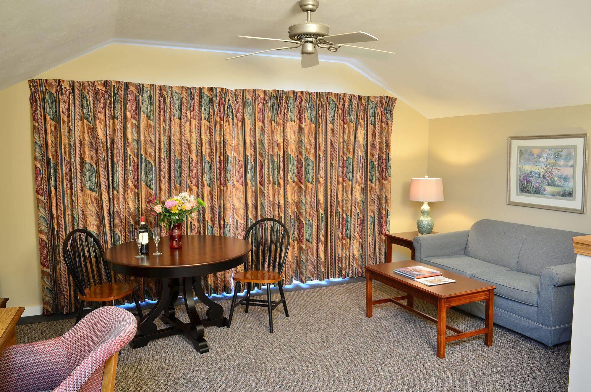 Skaneateles Suites Exteriör bild
